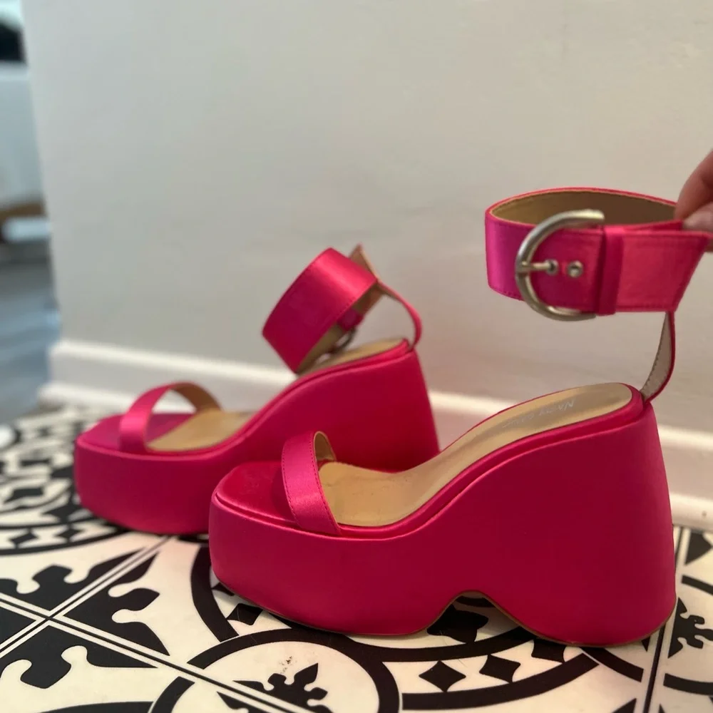 PINK satin wedges / platform heels (NASTYGAL) - Picture 2 of 5